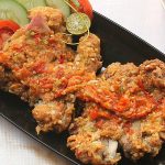 Resep Ayam Geprek Crispy Aneka Varian [Ayam Geprek Crispy Sederhana dan Saus Pedas]