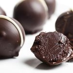 Resep Bola – Bola Coklat [Versi Dark Chocolate dan Choco Truffle]