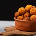 7 Makanan Belanda Enak untuk Kudapan, Ada Yang Mirip Kuliner Nusantara